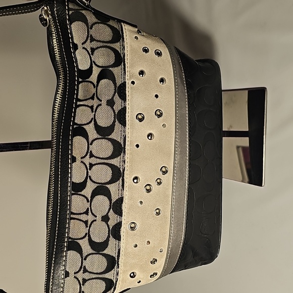 Vtg Coach (F13078) Tricolor Leather-suede-signature Jacquard Duffle - Picture 5 of 12